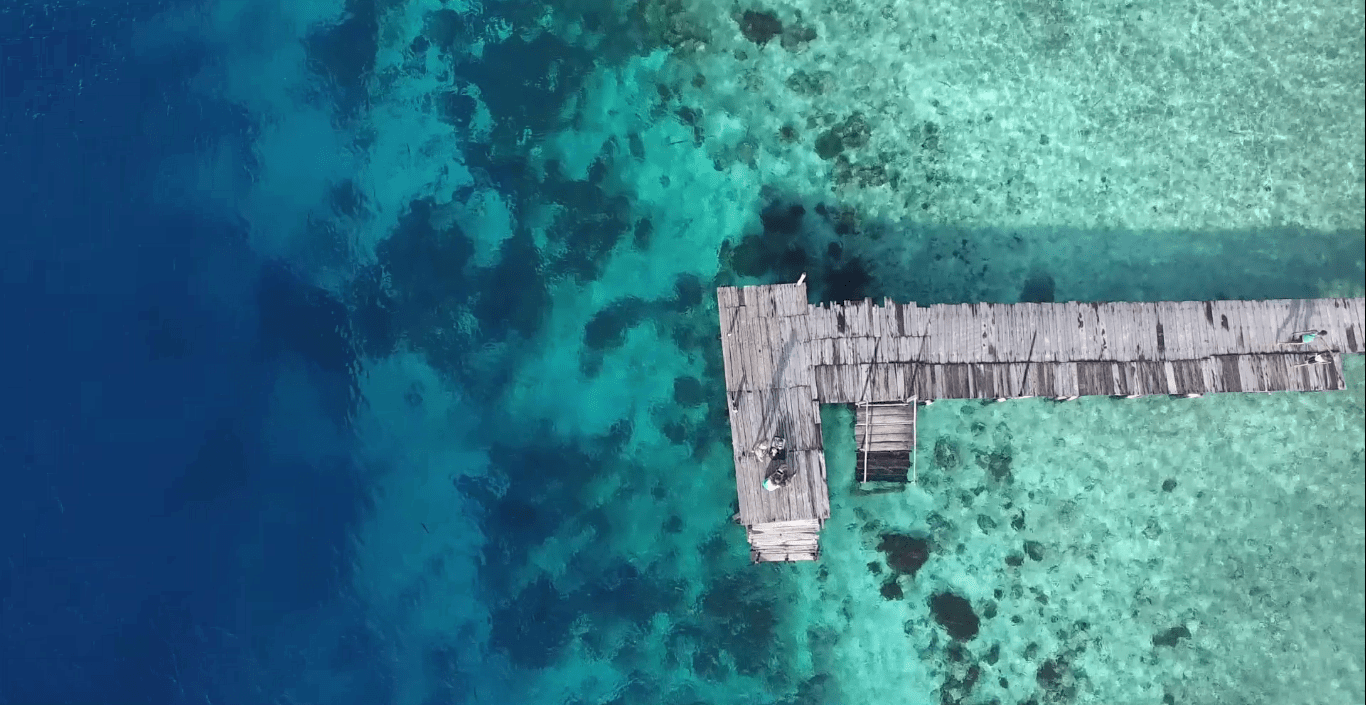 Barefoot Jetty - Arborek Island